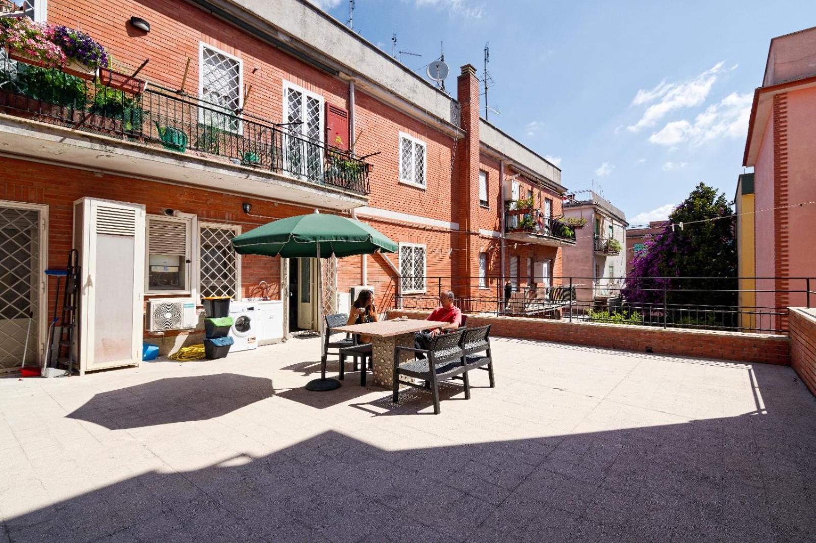 La Terrazza Di Stefy Hotel Acilia Luaran gambar